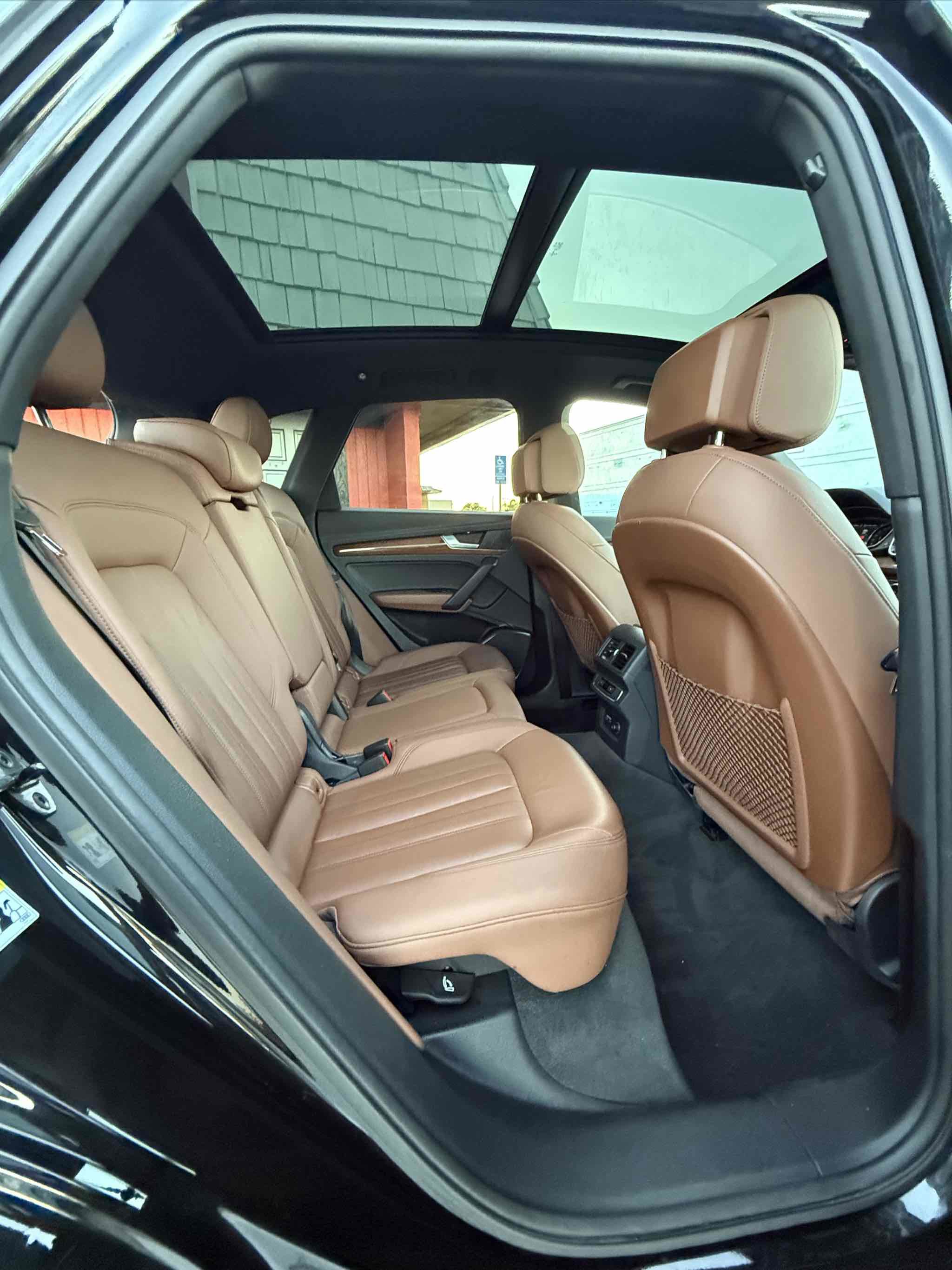 Used 2022 Audi Q5 2.0T Premium w/ Convenience Package image 16