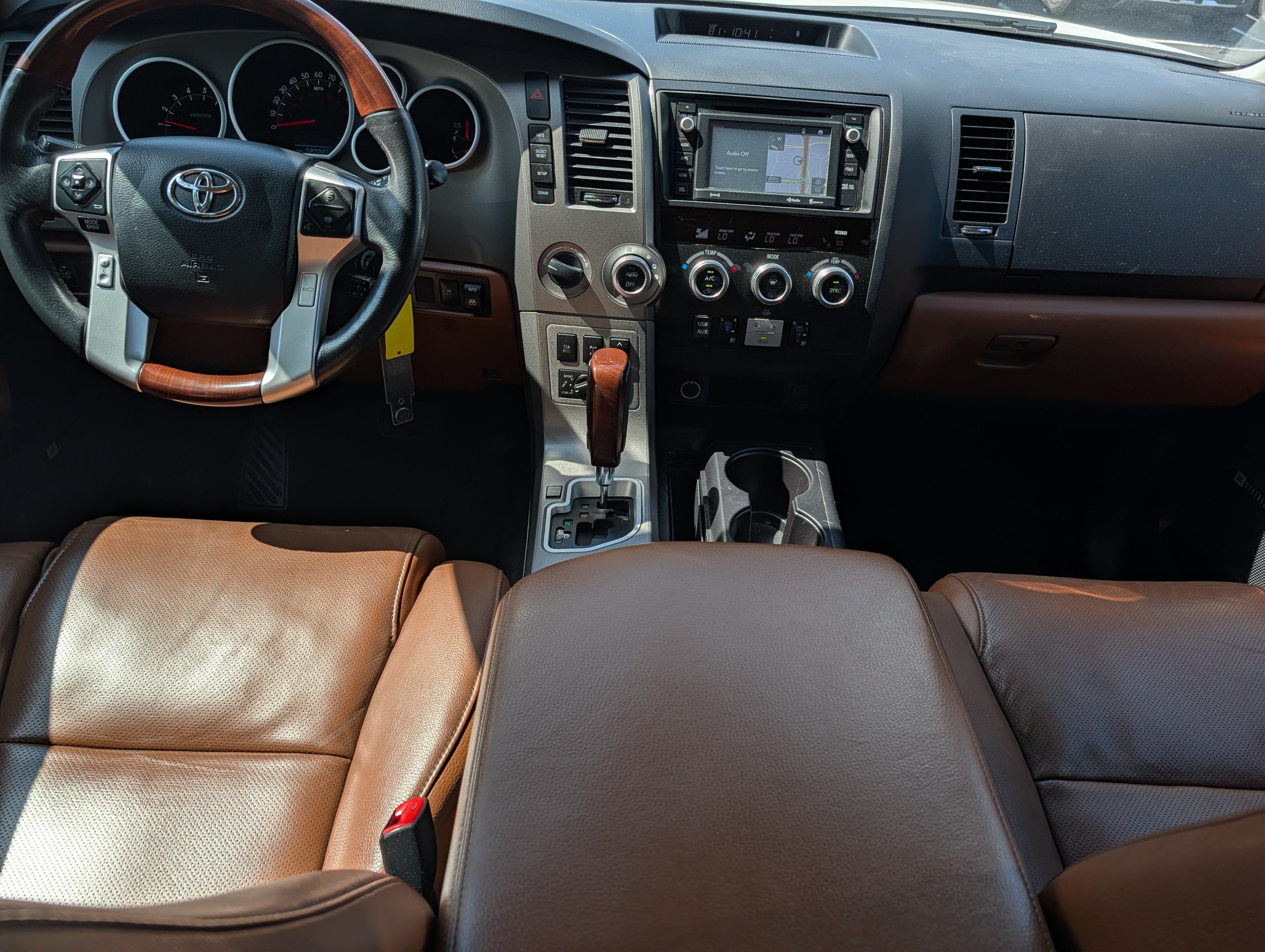 Used 2016 Toyota Sequoia Platinum AWD/4WD image 10