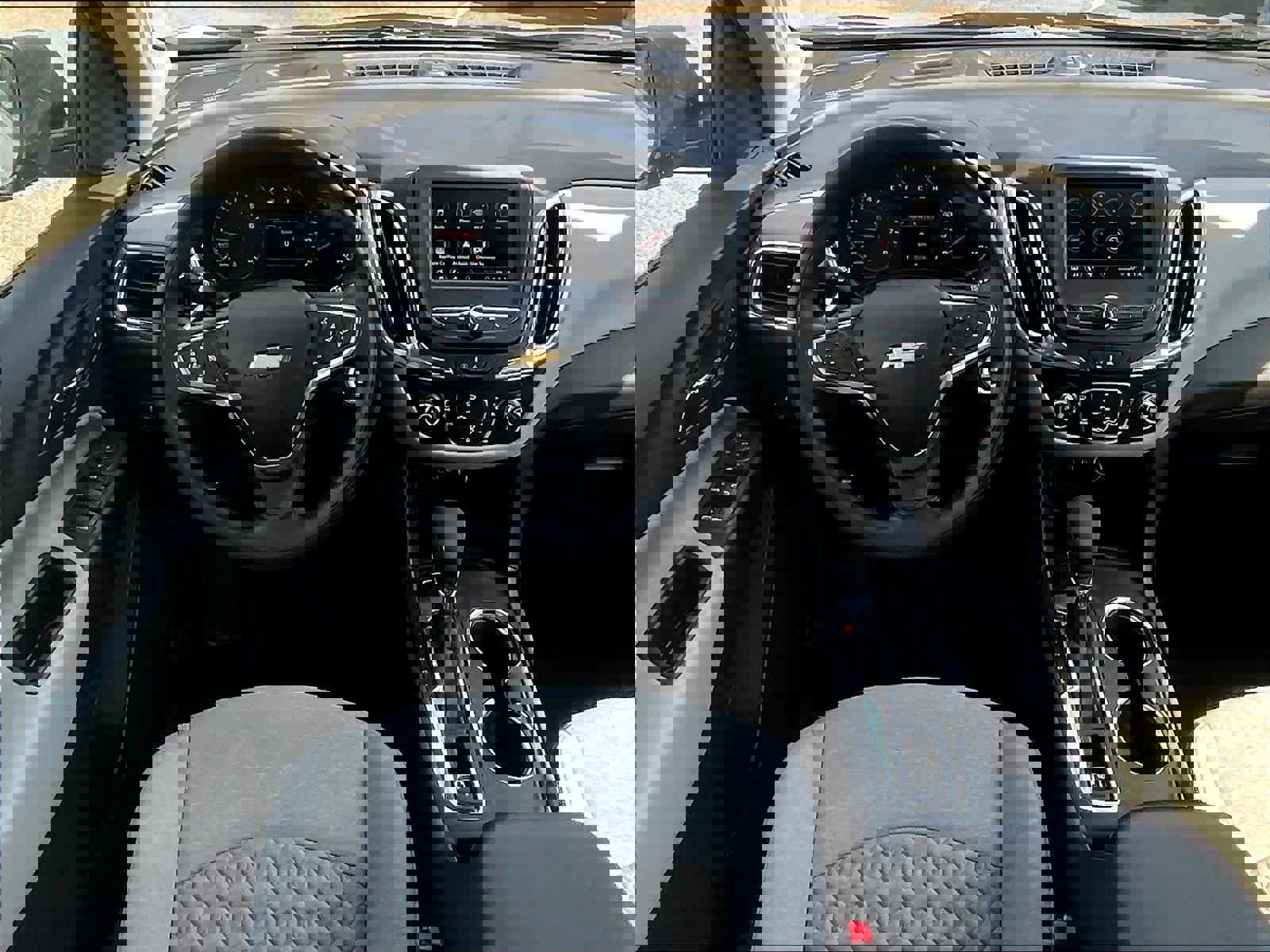 Used 2023 Chevrolet Equinox LS image 17