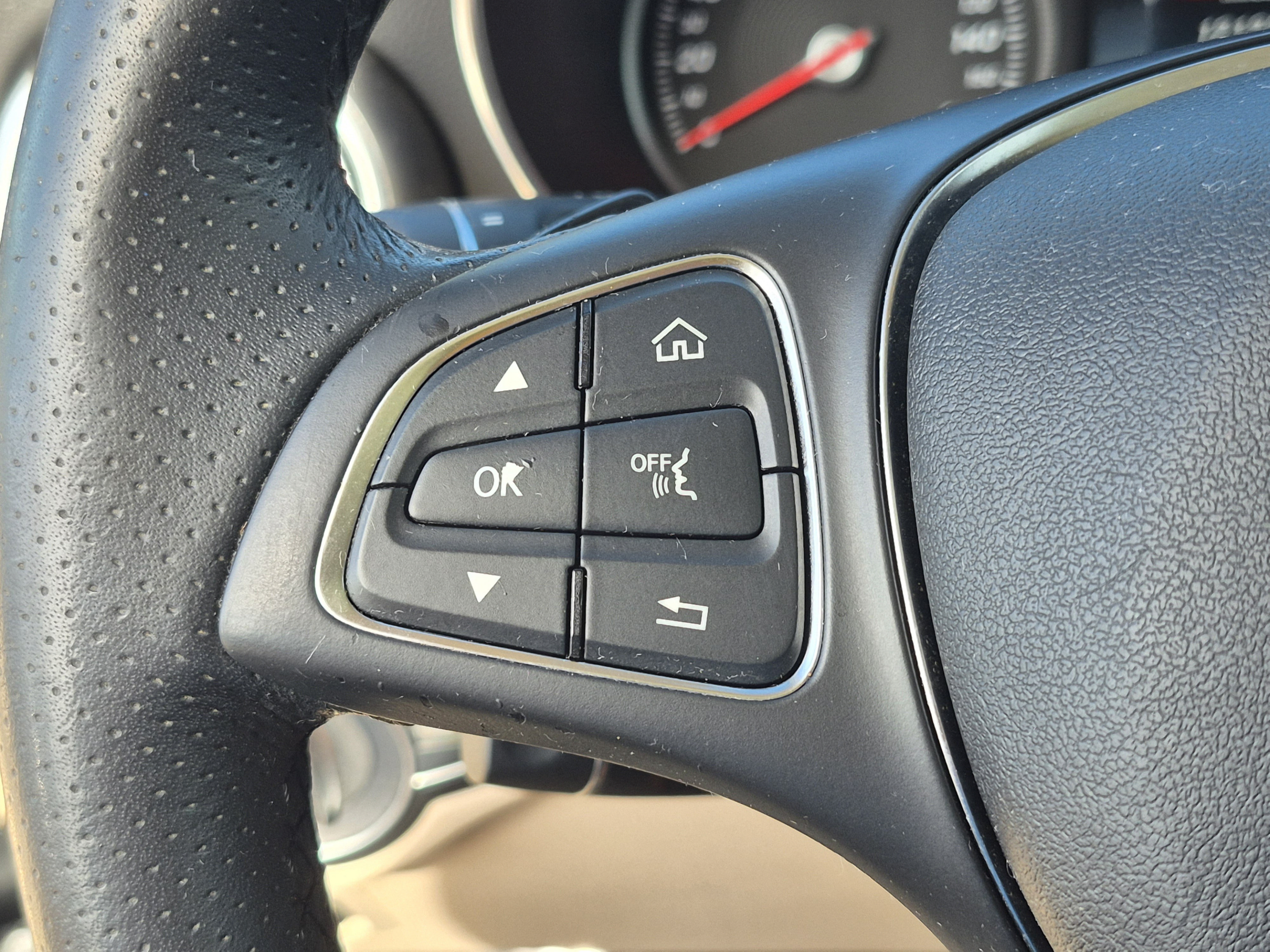 Used 2017 Mercedes-Benz GLC 300 image 29