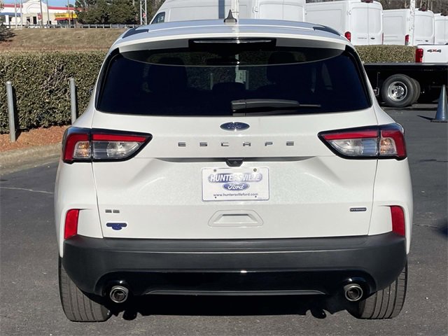 Certified 2021 Ford Escape SE w/ SE Sport Appearance Package image 5