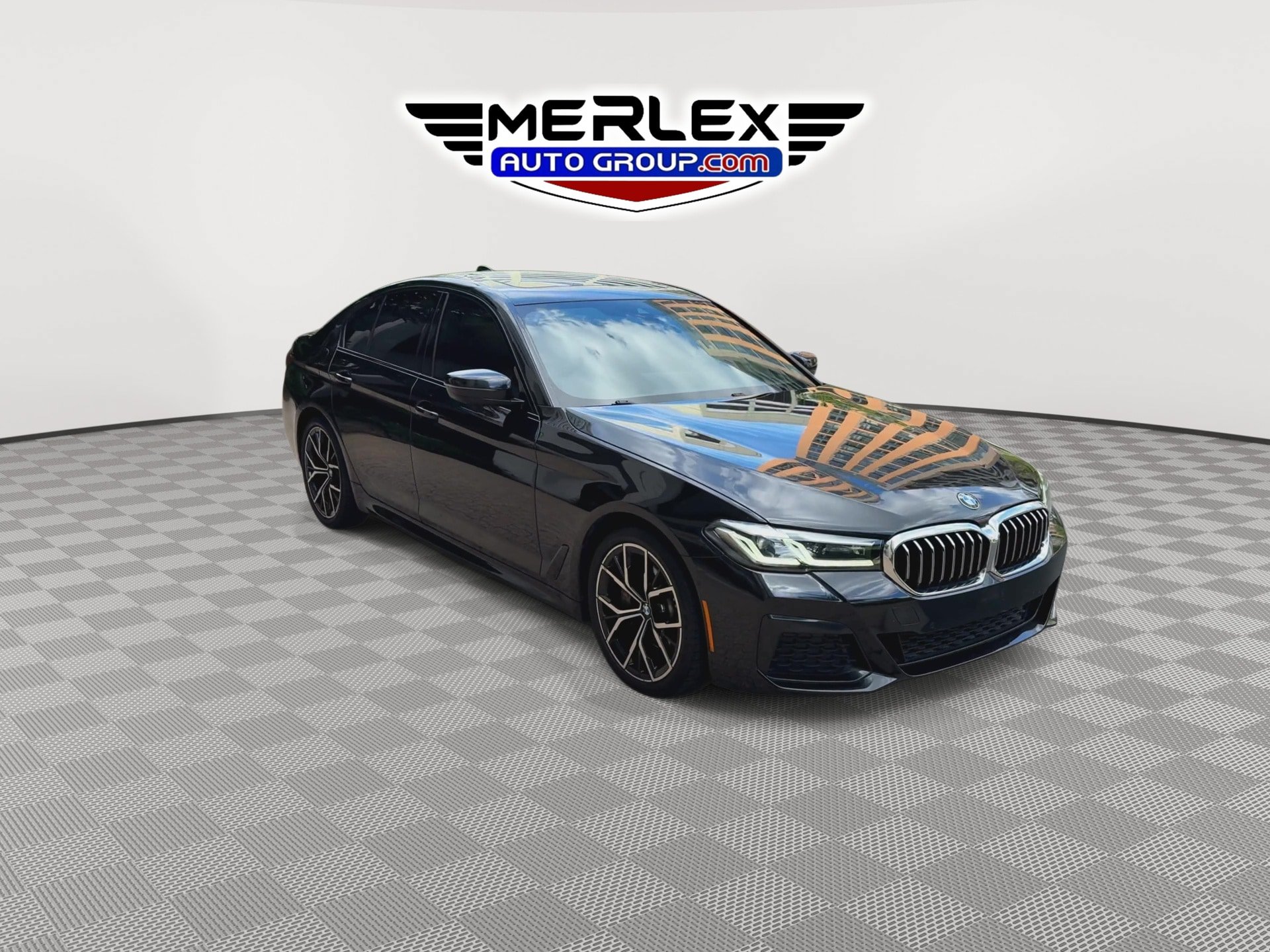 Used 2021 BMW 530i RWD image 2