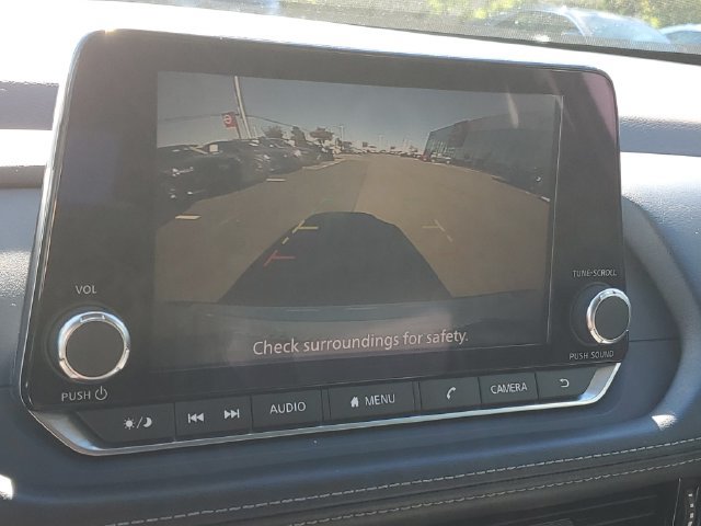 Used 2022 Nissan Rogue SV FWD image 26