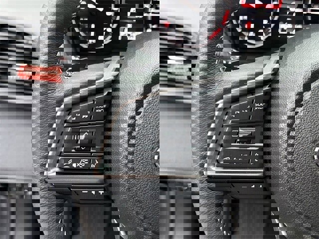 Used 2025 Subaru Outback Premium image 27