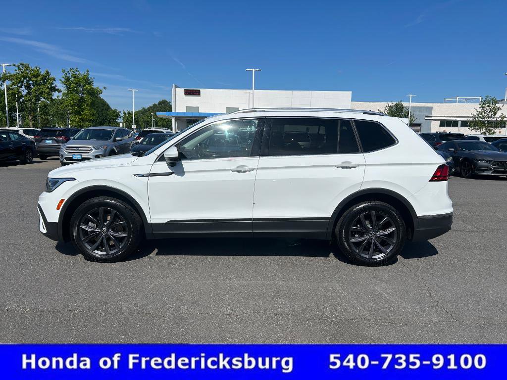 Used 2022 Volkswagen Tiguan SE FWD image 3