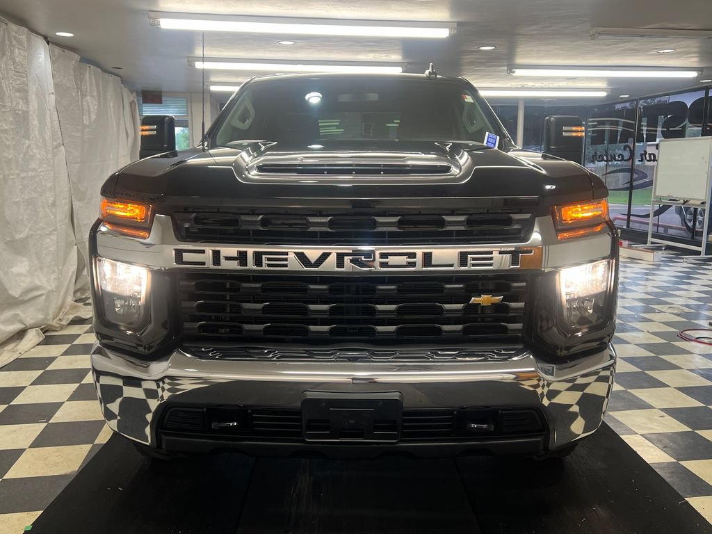 Used 2020 Chevrolet Silverado 2500 LT AWD/4WD image 2