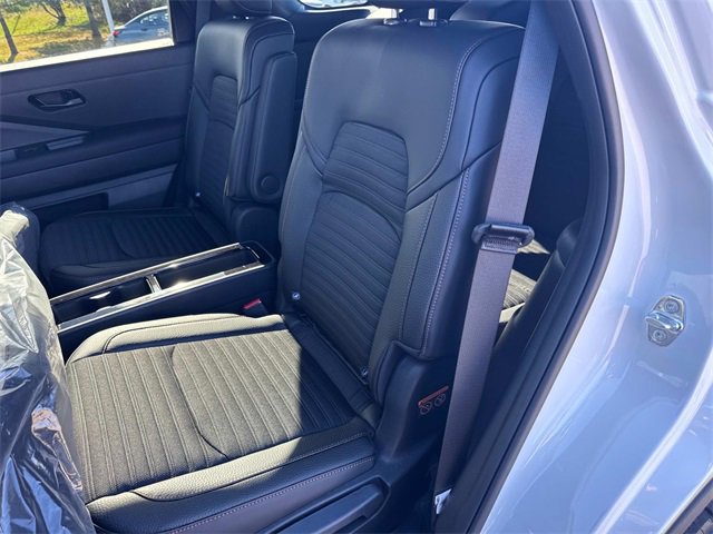 New 2025 Nissan Pathfinder Rock Creek image 16