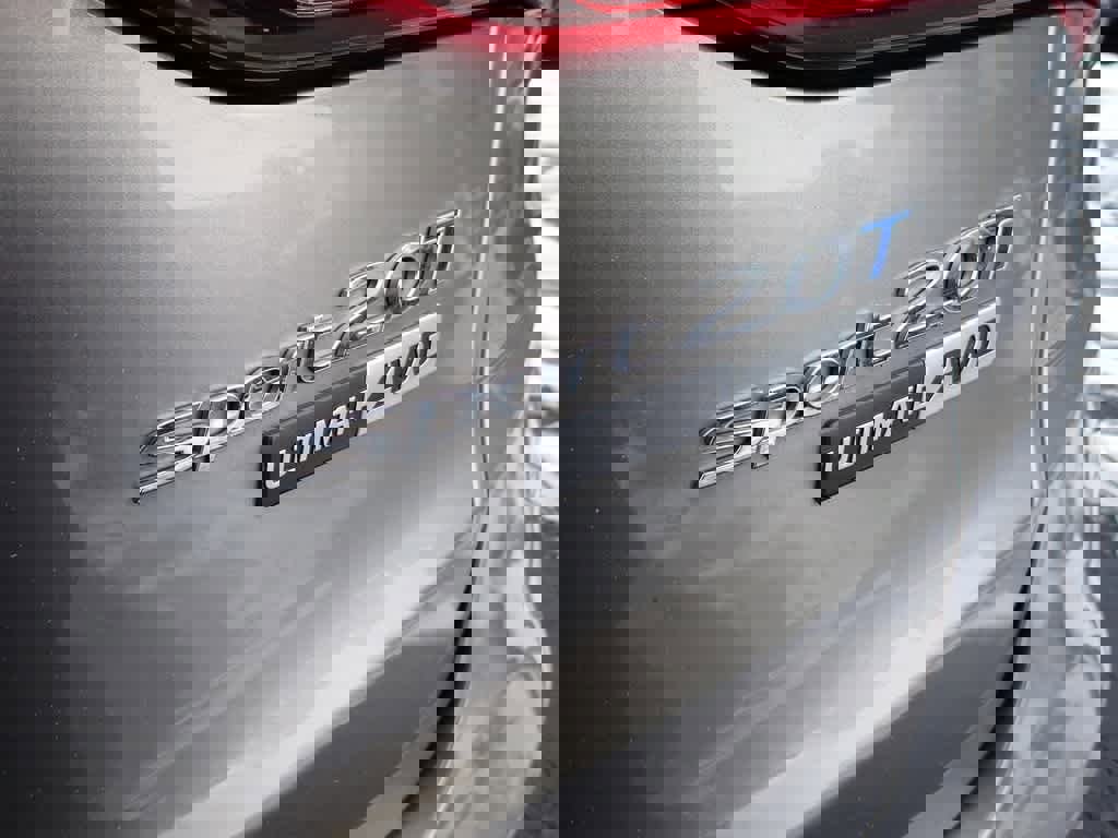 Used 2017 Hyundai Santa Fe Sport w/ Cargo Package image 10