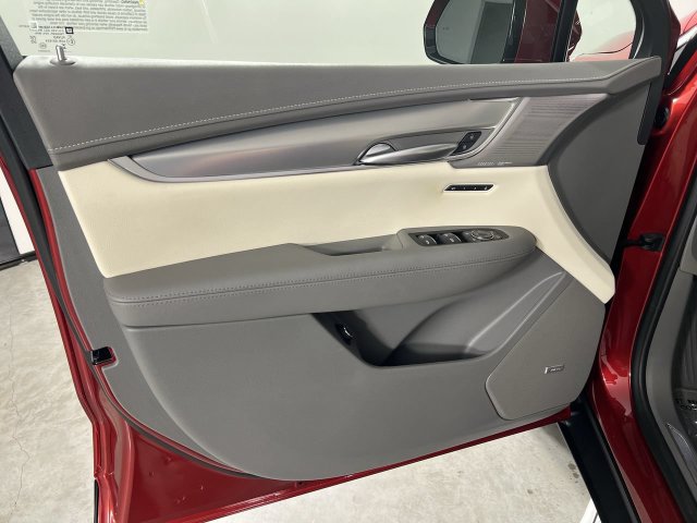 Used 2026 Cadillac XT5 Premium Luxury w/ Driver Assist Package FWD image 23