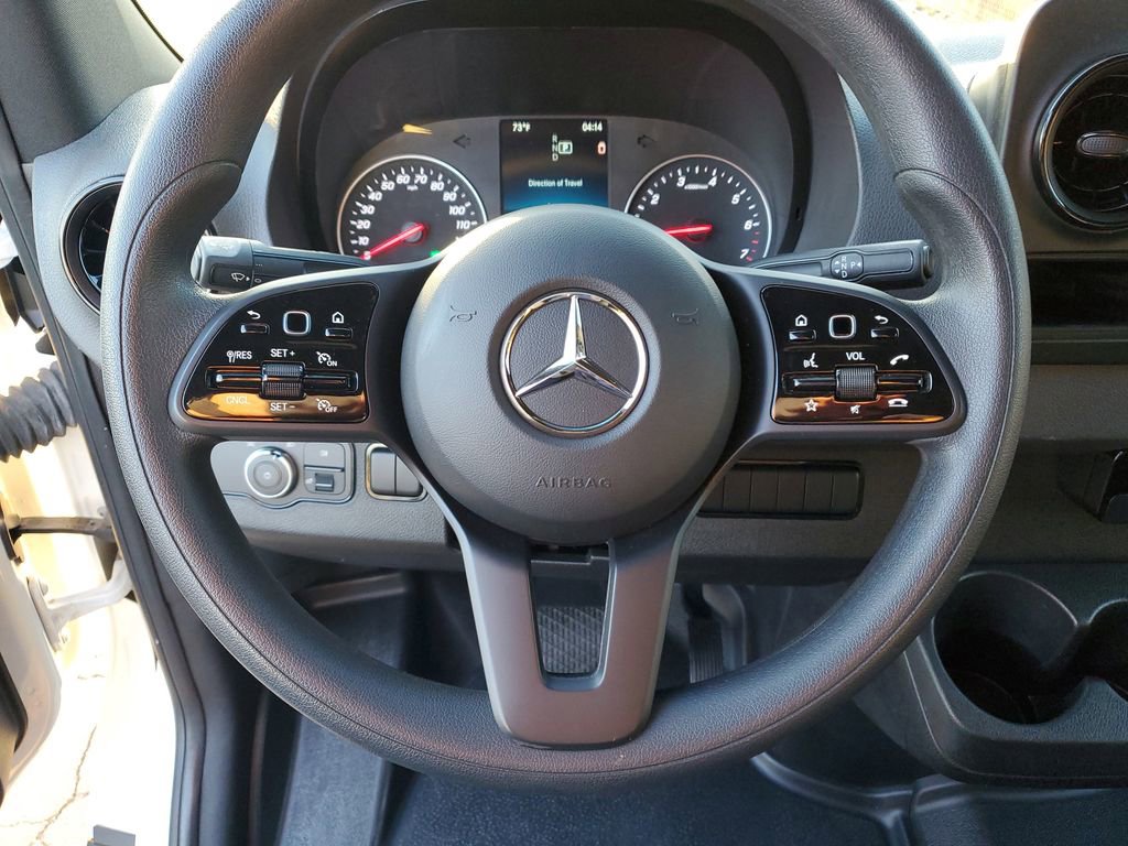 Used 2023 Mercedes-Benz Sprinter 2500 image 18