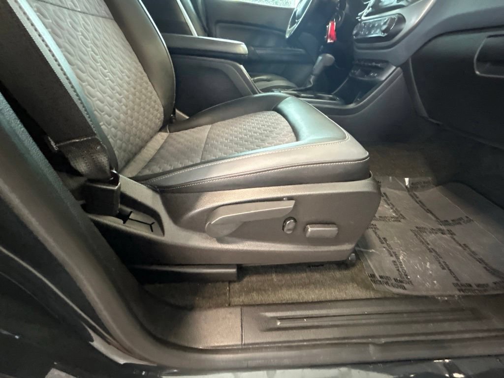 Used 2017 Chevrolet Colorado Z71 RWD image 24