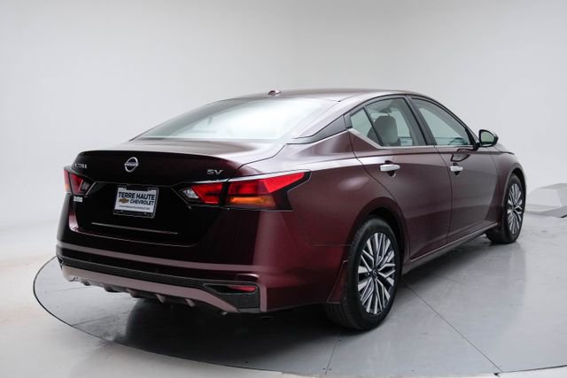 Used 2024 Nissan Altima 2.5 SV image 7