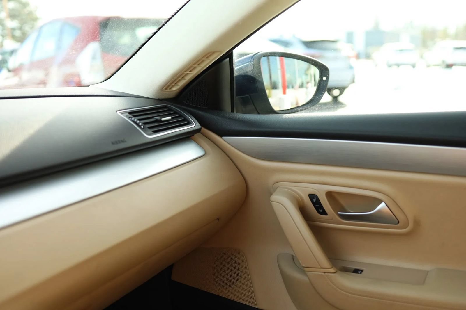 Used 2013 Volkswagen CC R-Line FWD image 36