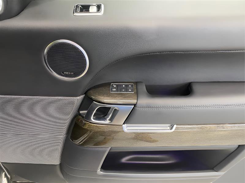 Used 2019 Land Rover Range Rover Sport Autobiography image 25