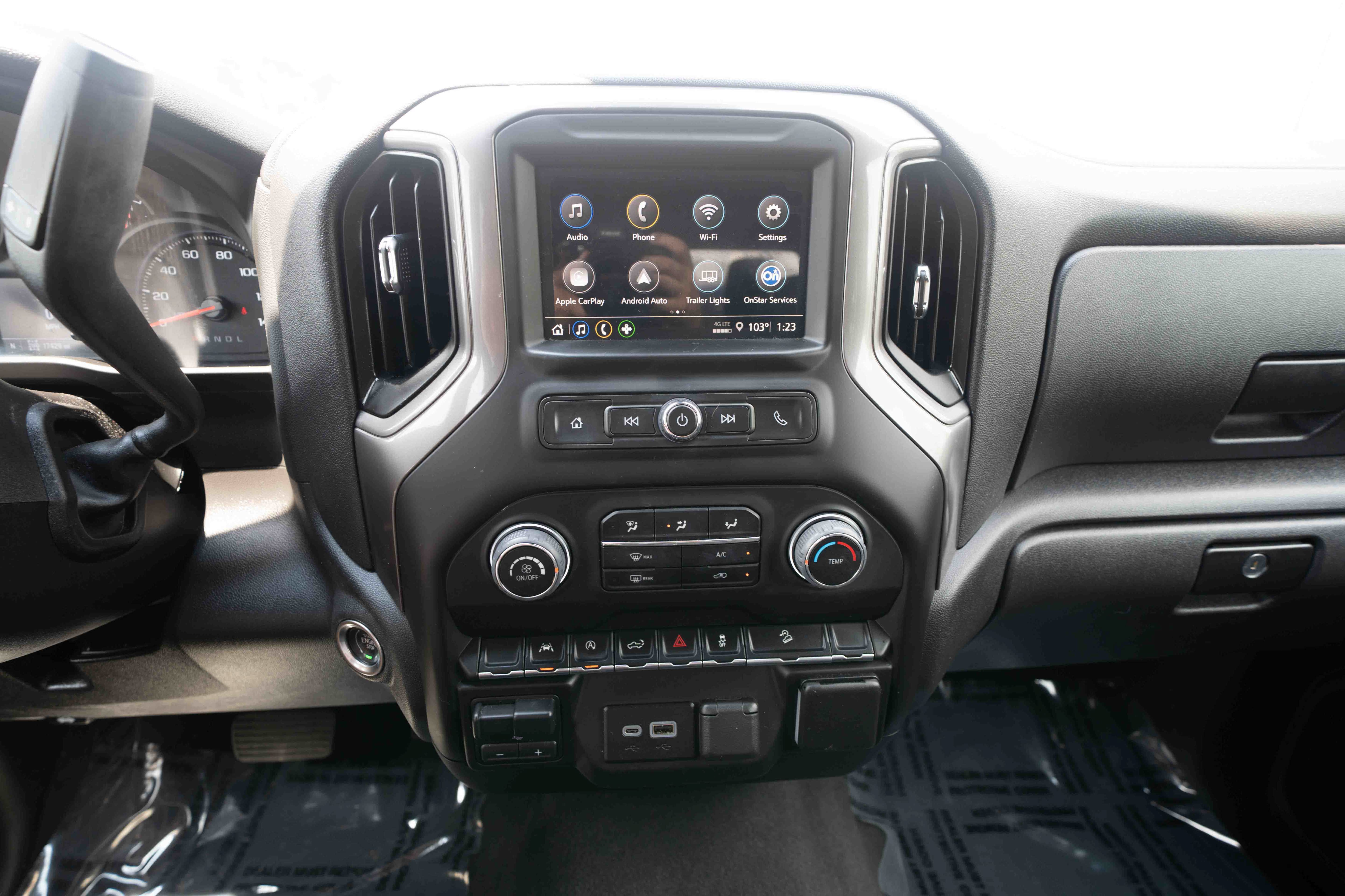 Used 2024 Chevrolet Silverado 1500 Custom Trail Boss w/ LPO, Dark Essentials Package AWD/4WD image 17