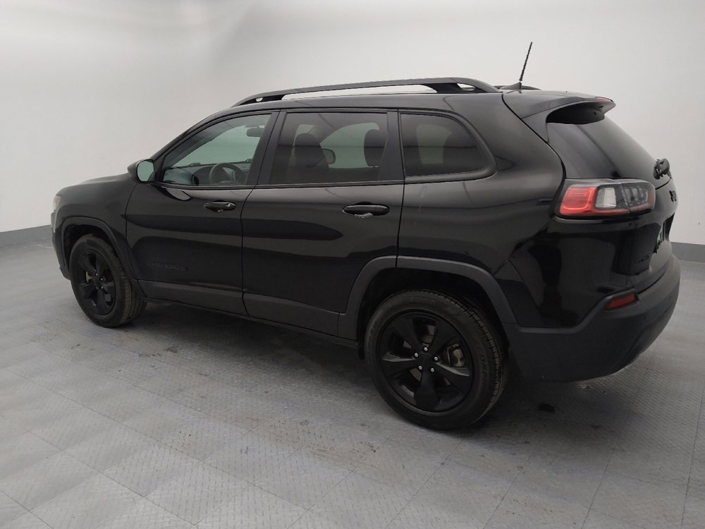 Used 2020 Jeep Cherokee Latitude Plus image 3