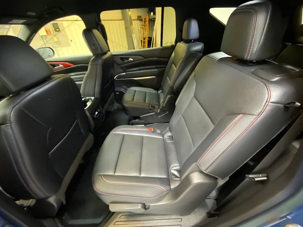 Used 2026 Chevrolet Traverse Z71 w/ Enhanced Driving Package AWD/4WD image 25