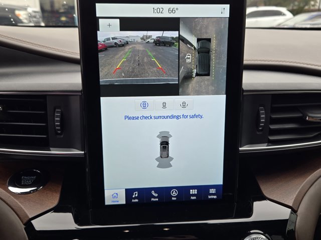 Used 2023 Ford Explorer King Ranch w/ Technology Package image 15