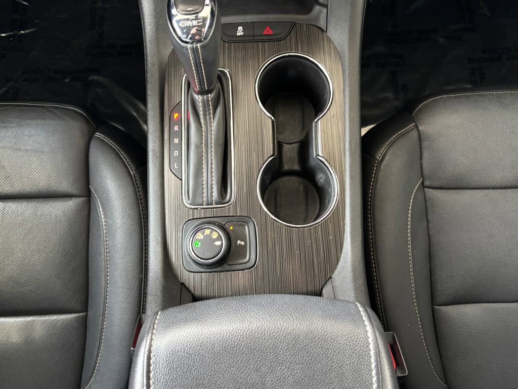 Used 2017 GMC Acadia SLT image 17