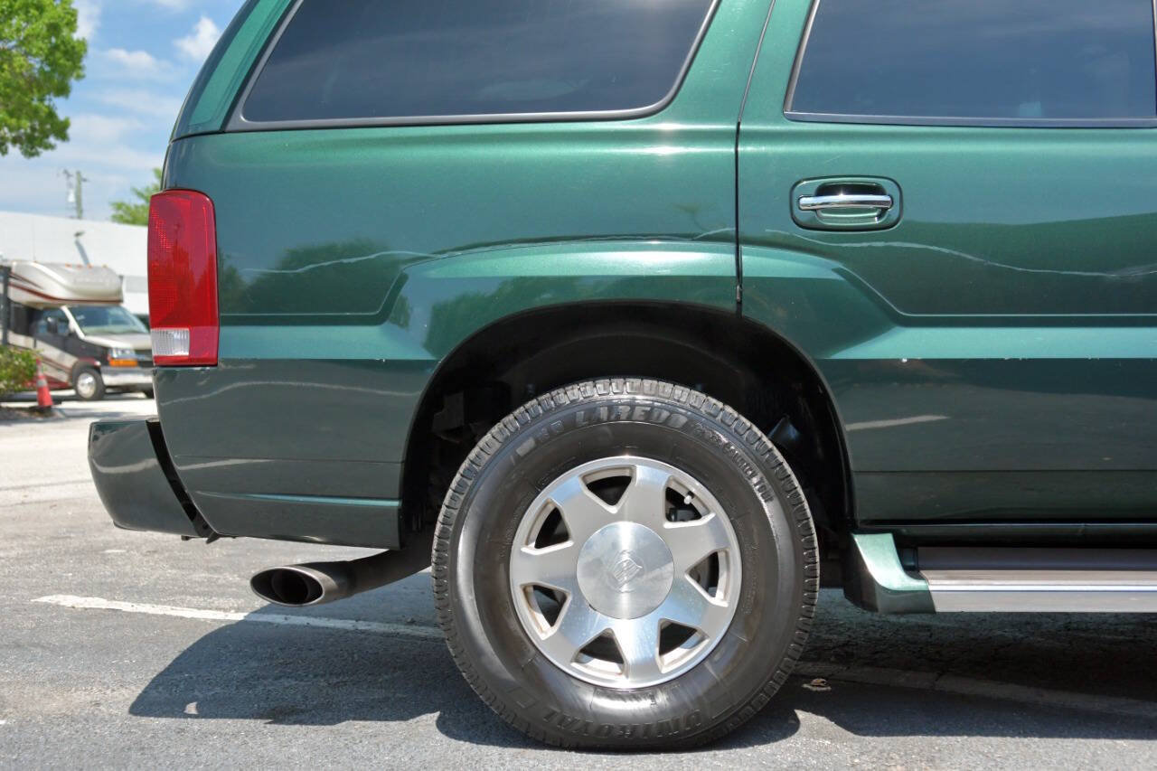 Used 2002 Cadillac Escalade AWD image 30