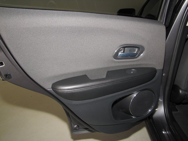 Used 2021 Honda HR-V EX image 14