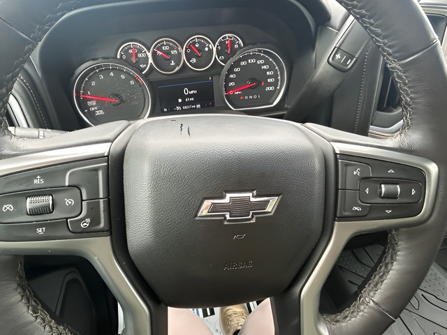 Used 2022 Chevrolet Silverado 1500 RST w/ Bed Protection Package AWD/4WD image 7