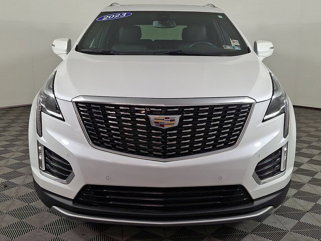 Used 2023 Cadillac XT5 Premium Luxury w/ LPO, Floor Liner Package AWD/4WD image 5