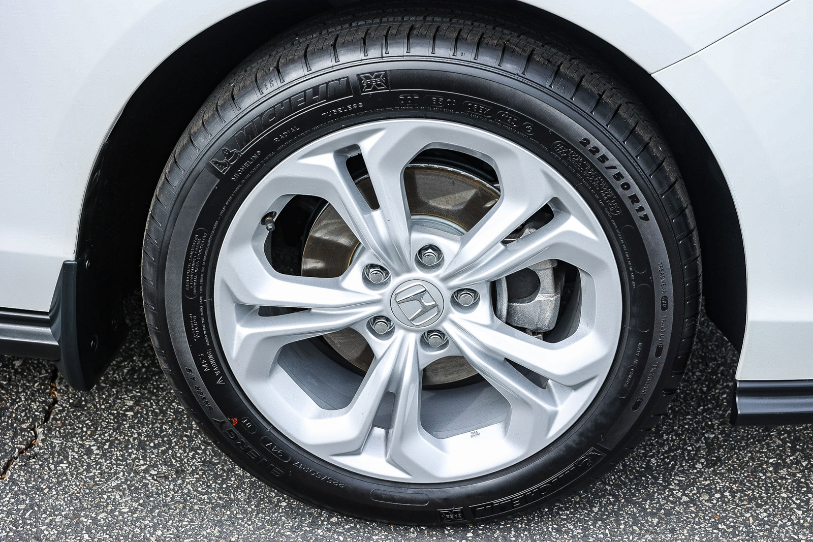 Used 2025 Honda Accord LX image 12