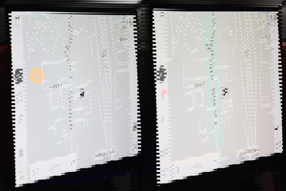 Used 2024 Jaguar F-PACE SVR image 9