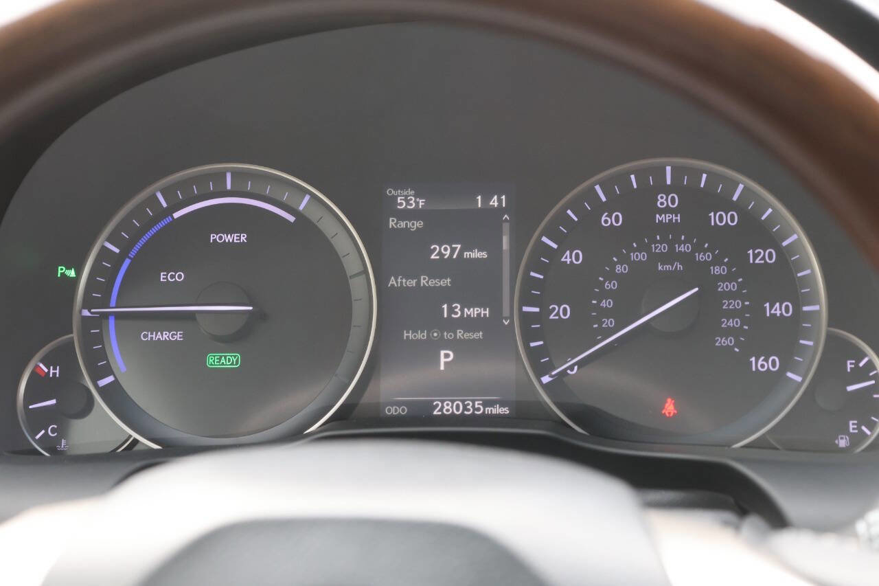 Used 2018 Lexus ES 300h w/ Navigation Package FWD image 19