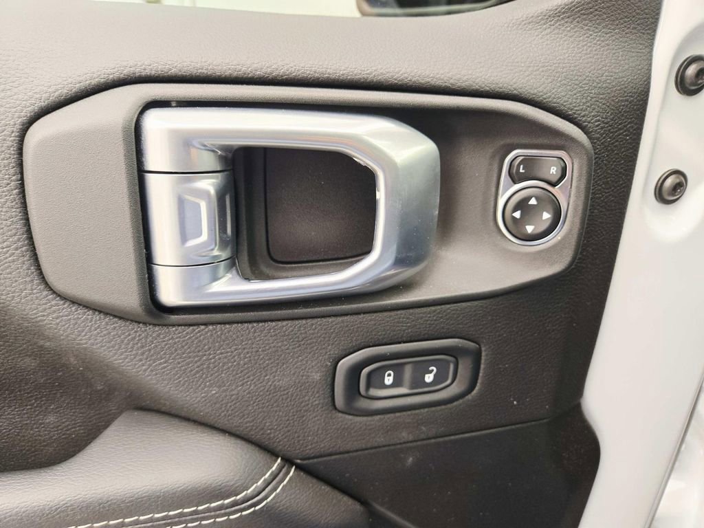 Used 2023 Jeep Wrangler Sahara w/ LED Lighting Group image 41