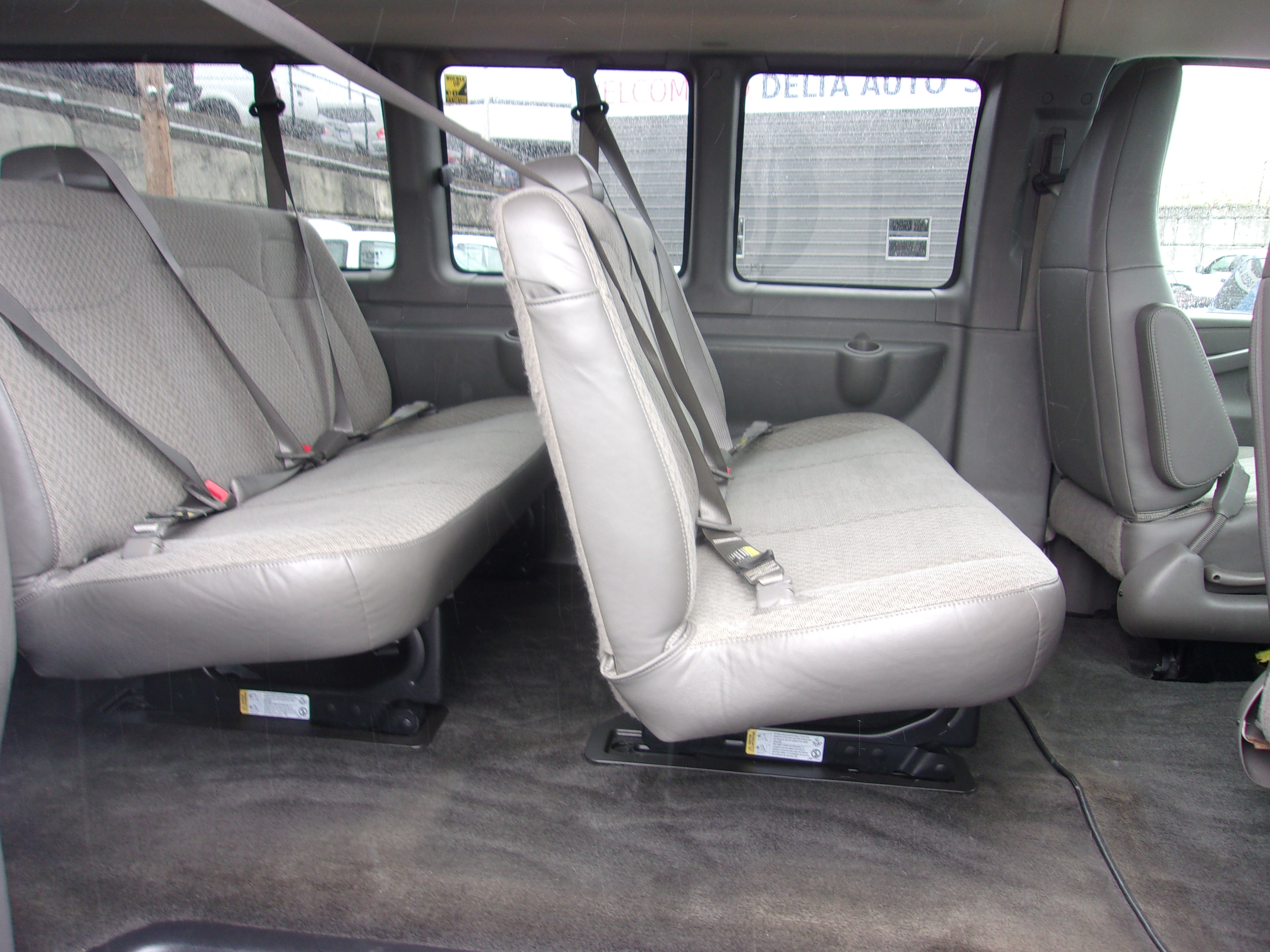 Used 2016 Chevrolet Express 3500 LT w/ LT Preferred Equipment Group image 20