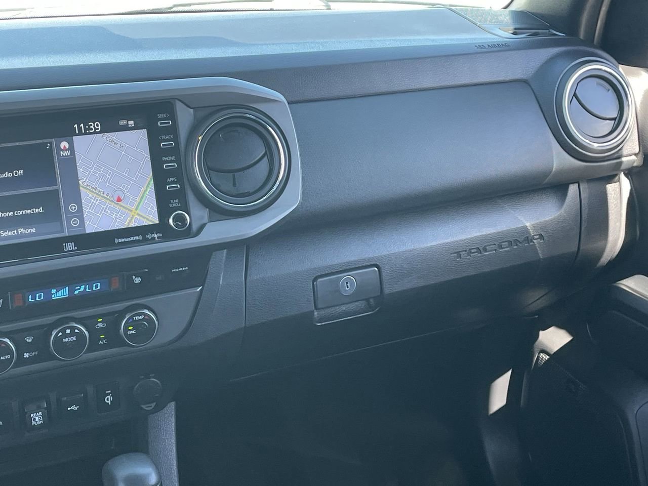 Used 2023 Toyota Tacoma TRD Off-Road w/ TRD Premium Off Road Package image 15