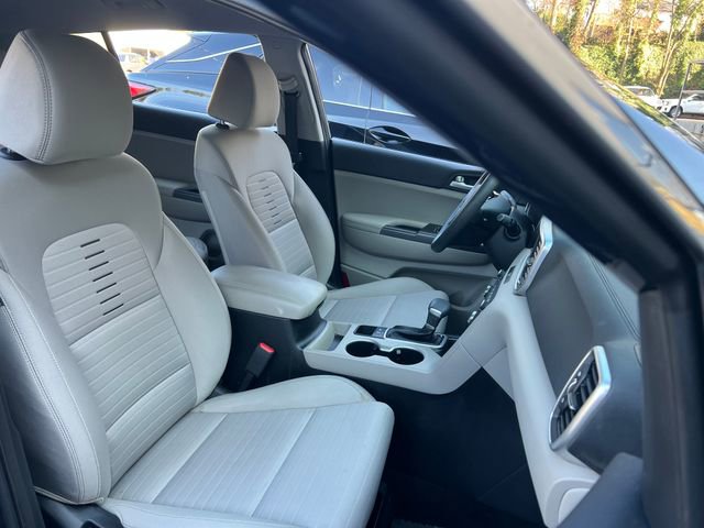Used 2022 Kia Sportage LX w/ LX FWD Value Edition Package image 29