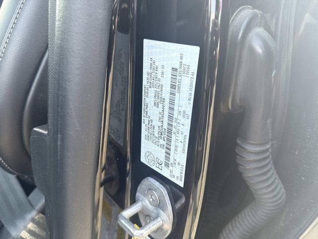 Used 2025 Ford Escape Platinum AWD/4WD image 27