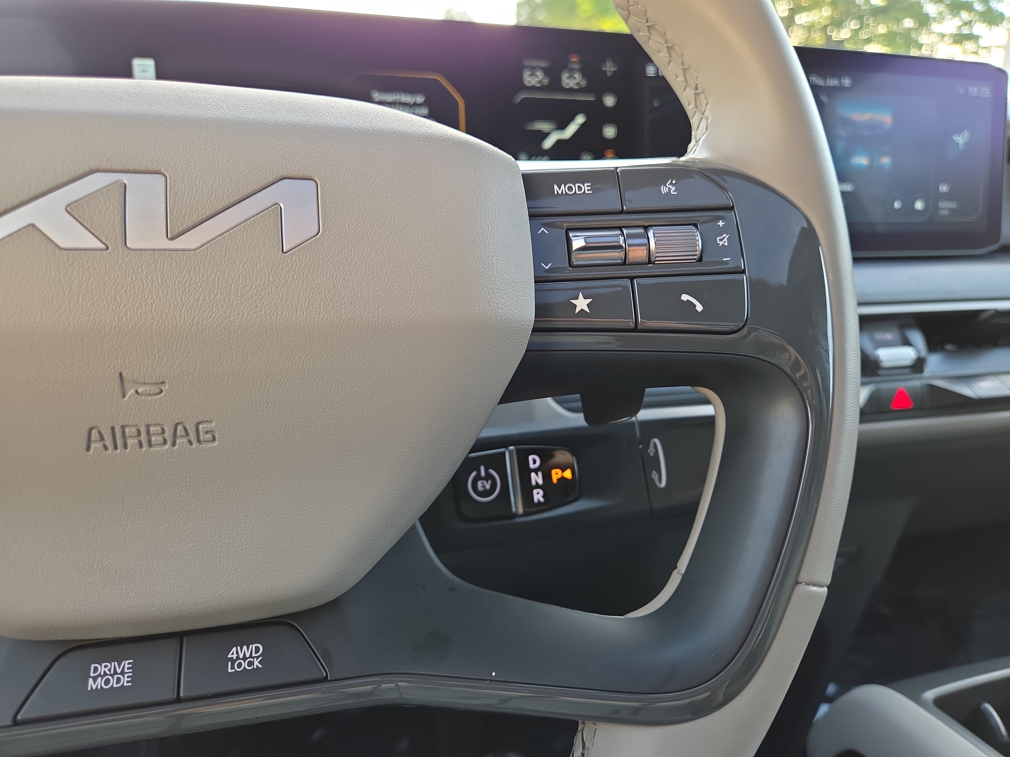 Certified 2024 Kia EV9 Wind AWD/4WD image 19
