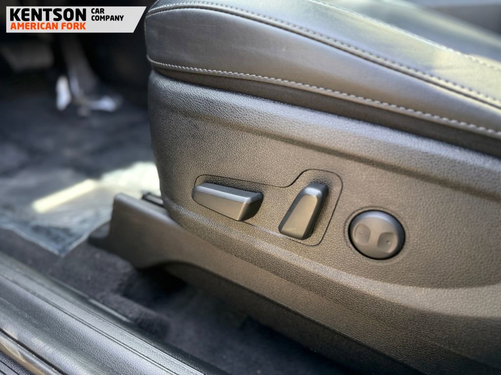 Used 2025 Kia Telluride S AWD/4WD image 35