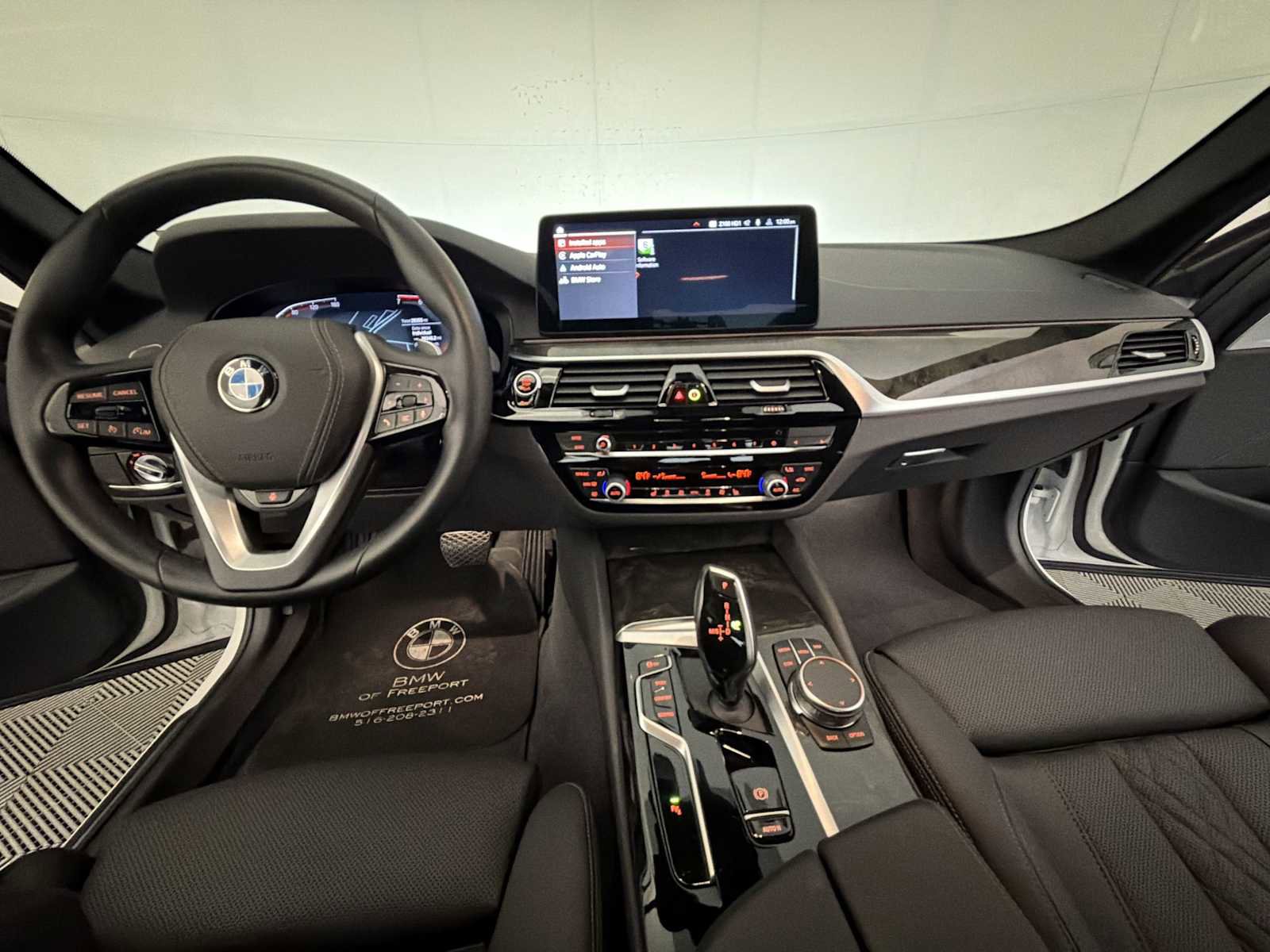 Certified 2023 BMW 530i xDrive w/ Premium Package image 17
