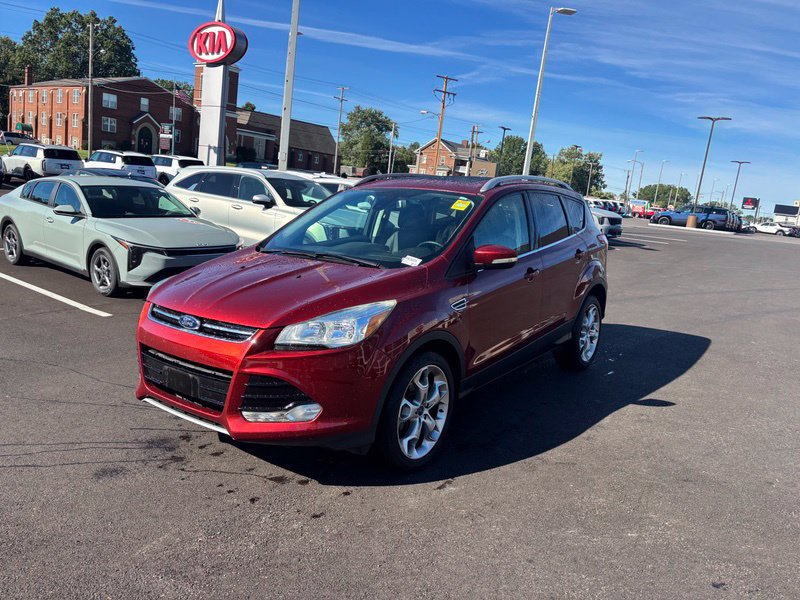 Used 2016 Ford Escape Titanium AWD/4WD image 3
