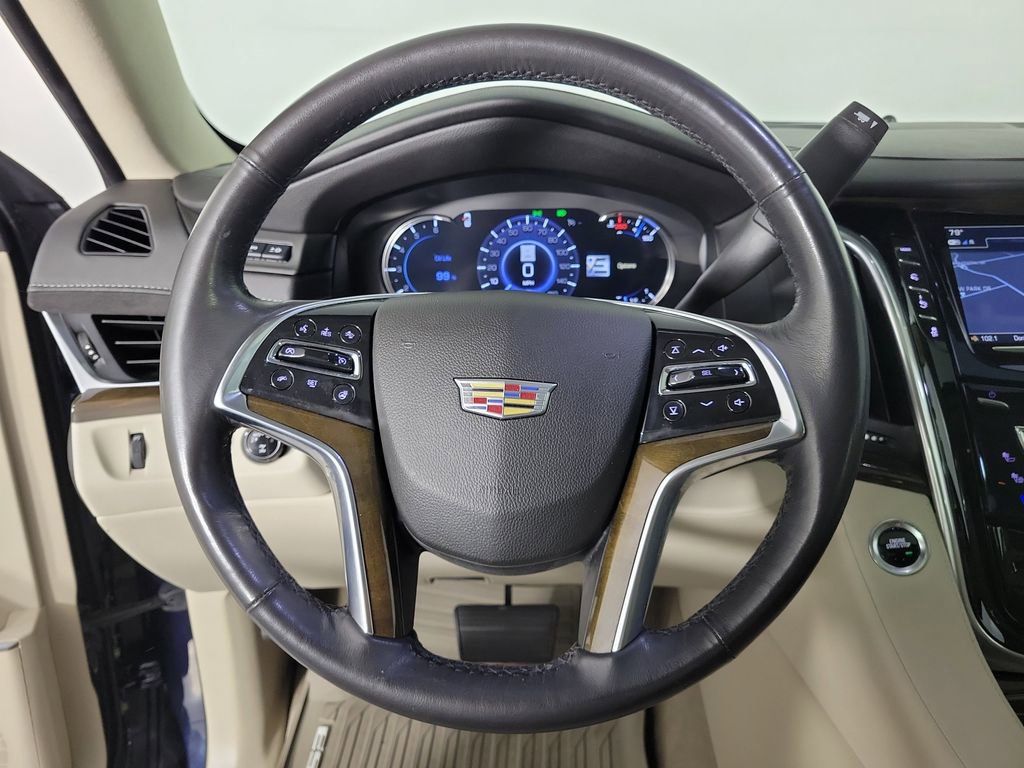 Used 2020 Cadillac Escalade Luxury w/ LPO, Radiant Package image 21