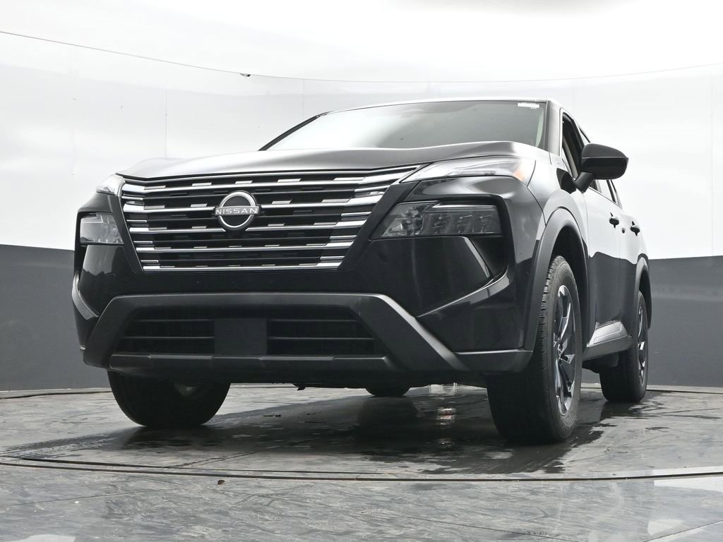 Used 2025 Nissan Rogue SV AWD/4WD image 44