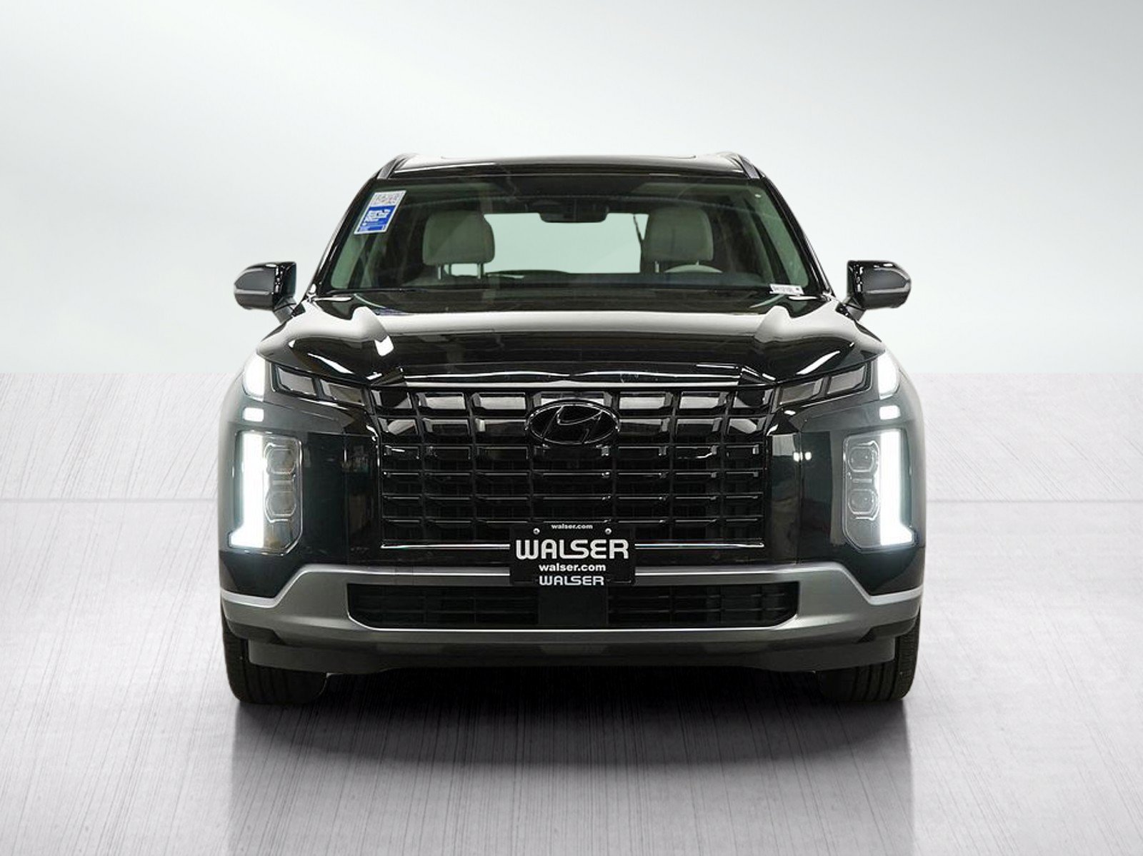 Used 2024 Hyundai Palisade Limited AWD/4WD image 8