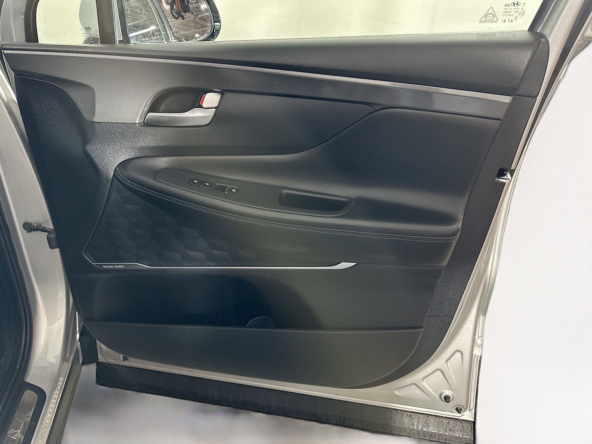 Used 2023 Hyundai Santa Fe Limited image 34