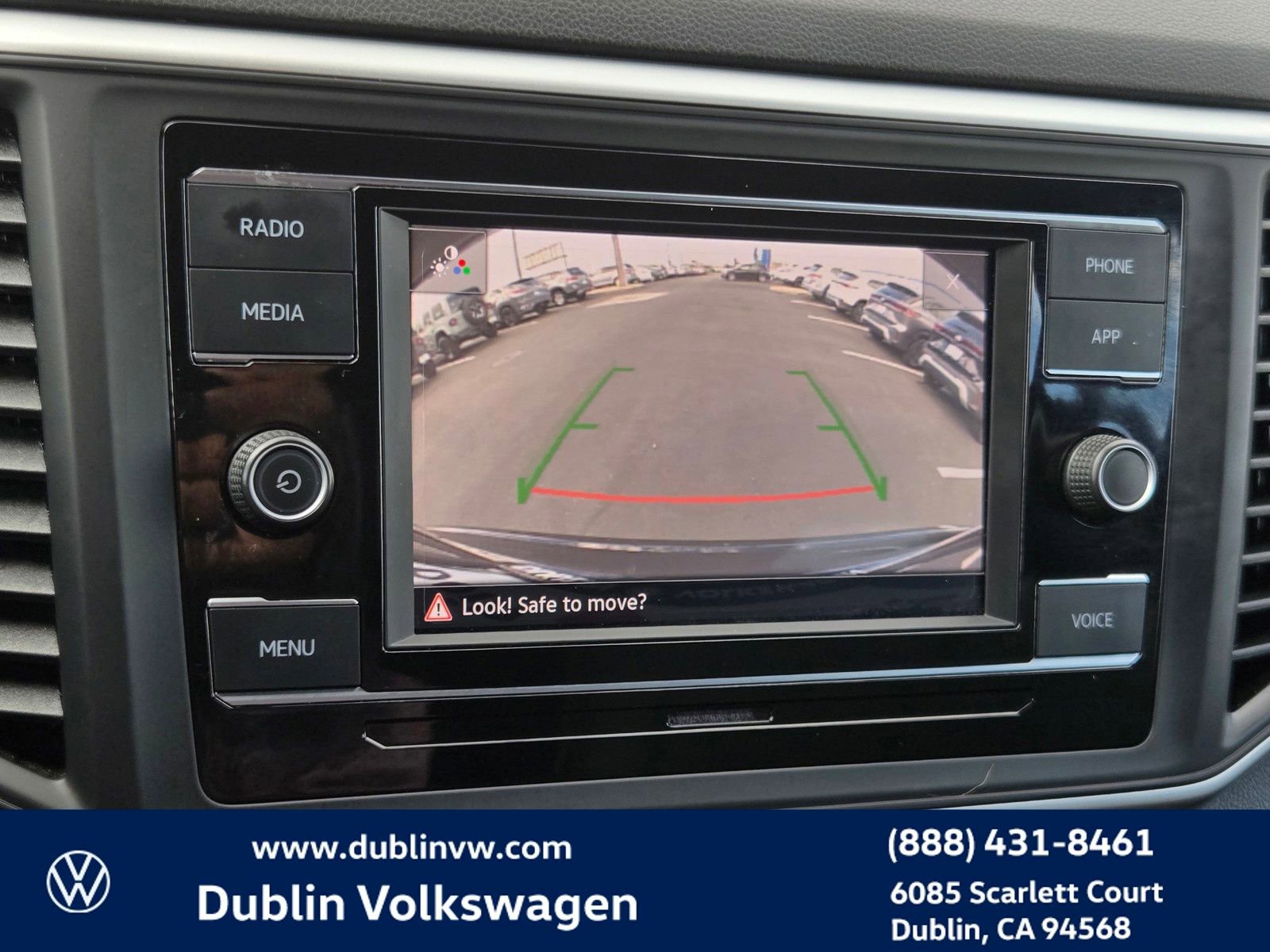 Certified 2023 Volkswagen Atlas Cross Sport SE image 14