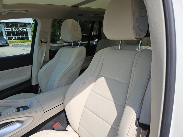 Used 2026 Mercedes-Benz GLS 450 4MATIC image 27