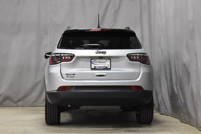 New 2026 Jeep Compass Limited image 8