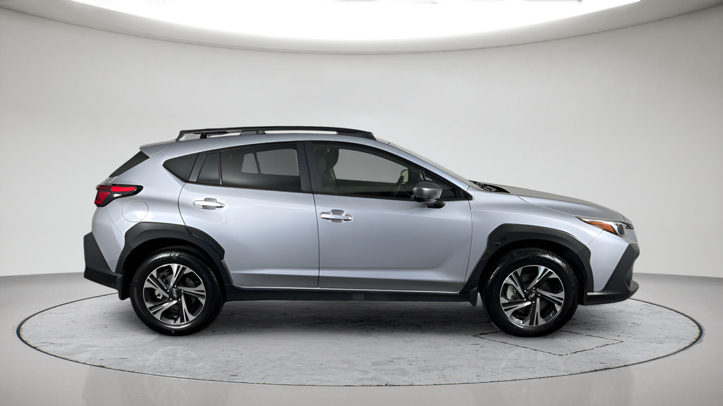 Used 2024 Subaru Crosstrek 2.0i Premium w/ Crosstrek Mirror Package AWD/4WD image 2