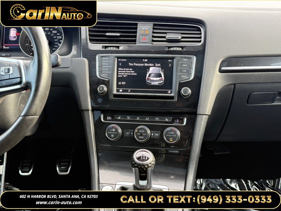 Used 2017 Volkswagen GTI Autobahn FWD image 31