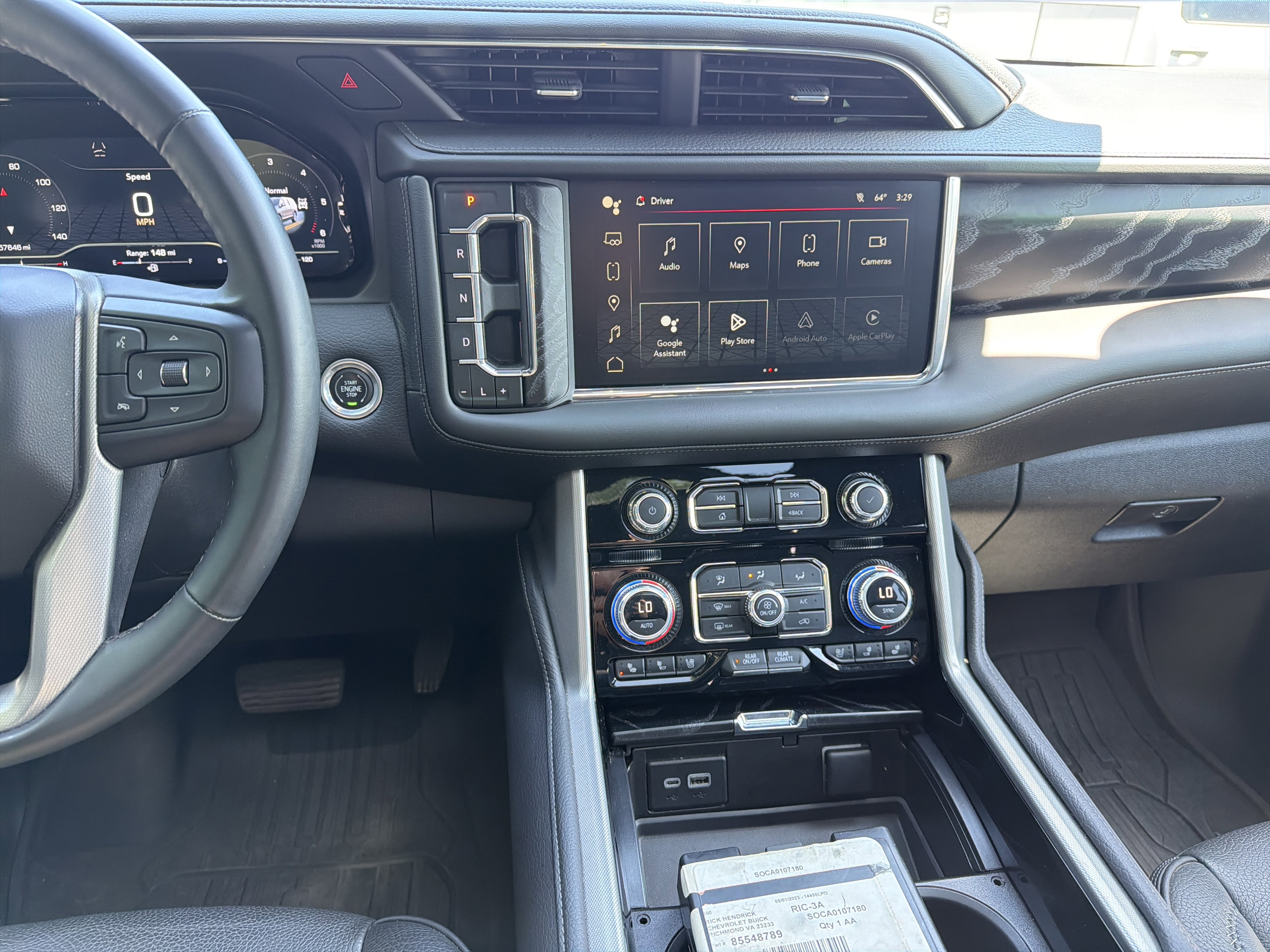 Used 2023 GMC Yukon XL Denali AWD/4WD image 29