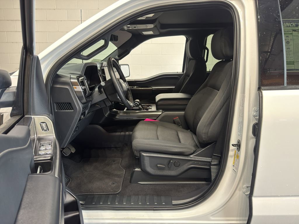 Used 2023 Ford F150 XLT w/ Equipment Group 302A High image 17